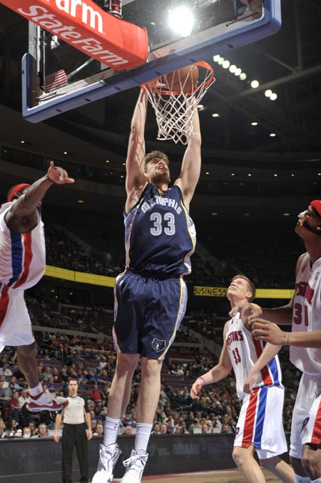 进攻端打出 进攻端打出