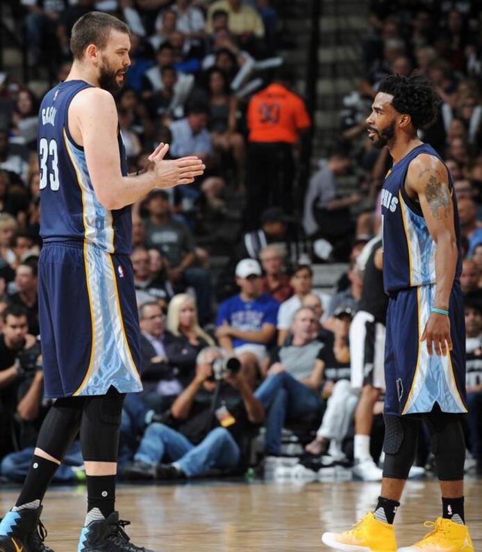 而马奎尔完 而马奎尔完