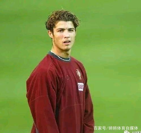 引发了球迷 引发了球迷